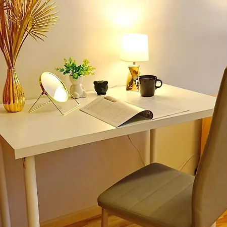 Cozy & Bright 1 Bedroom Apartment With Park Nearby - Free Parking, Central Riga, Up To 5 Guests 外观 照片