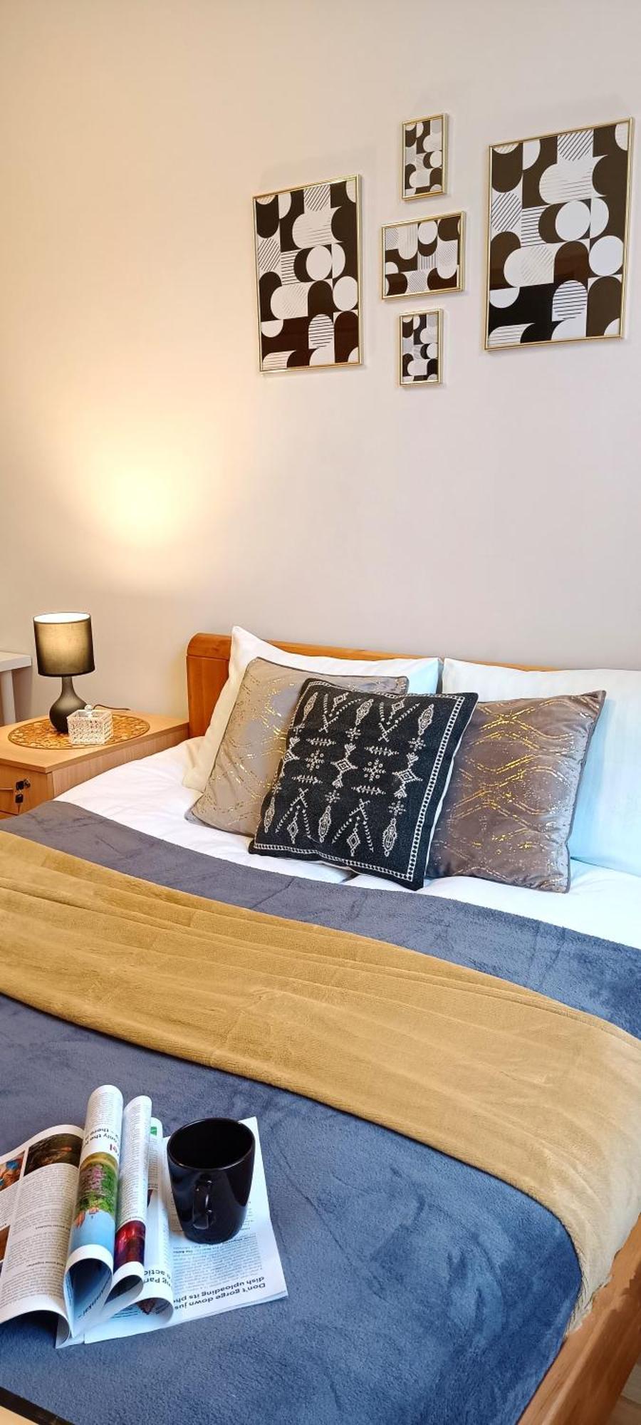 Cozy & Bright 1 Bedroom With Park Nearby - Free Parking, Riga, Up To 5 Guests 里加