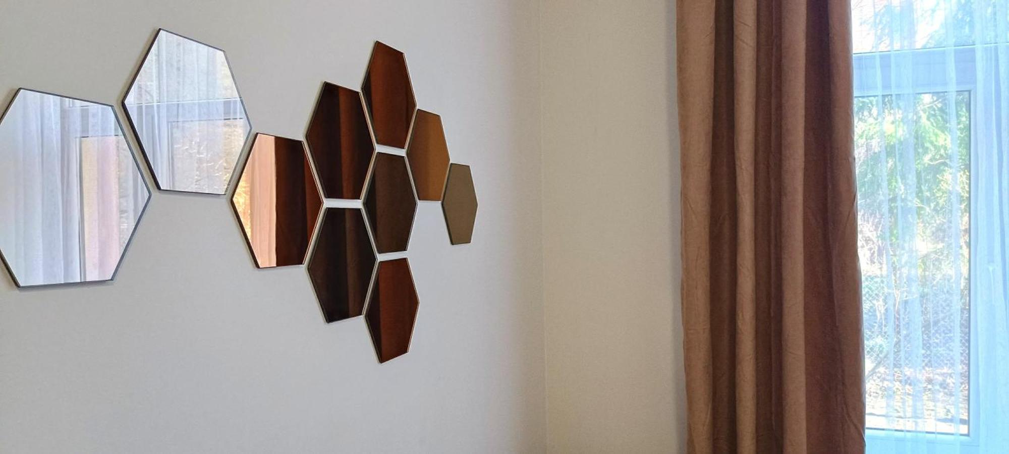 Cozy & Bright 1 Bedroom With Park Nearby - Free Parking, Riga, Up To 5 Guests Dzīvoklis Riga